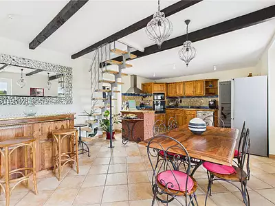 Maison, 146 m²