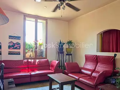 Maison, 196 m²