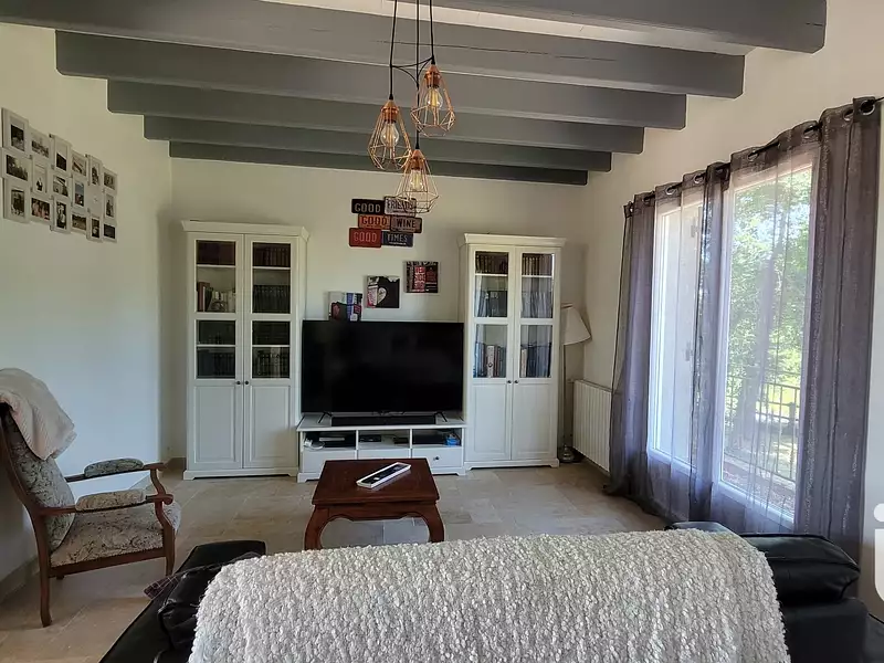 Maison, 235 m²