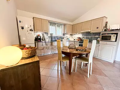 Maison, 234 m²