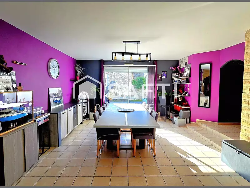 Maison, 186 m²