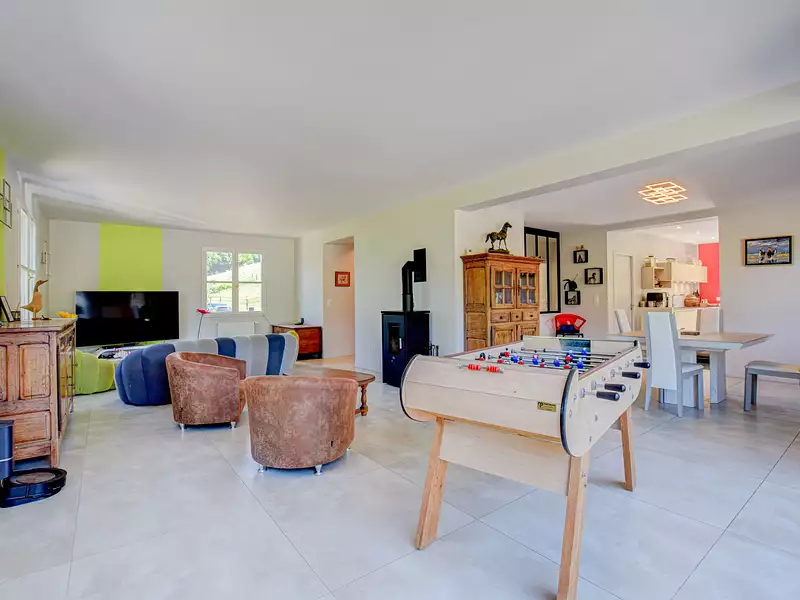 Divers, 338 m²