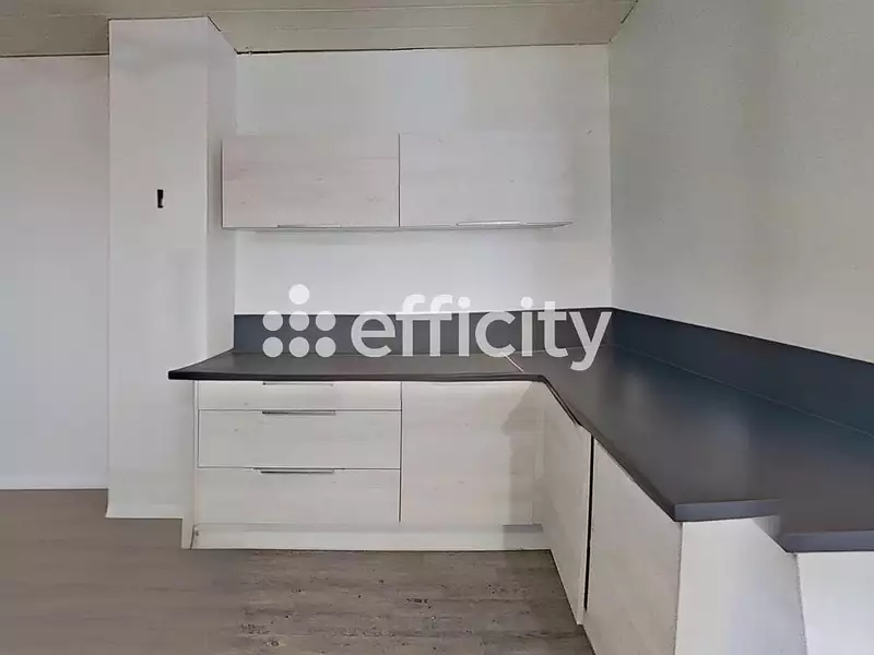 Maison, 245 m²
