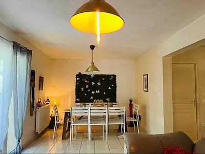 Maison, 250 m²