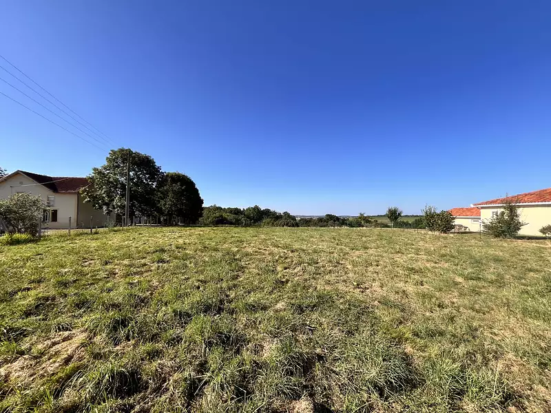 Terrain, 2 385 m²
