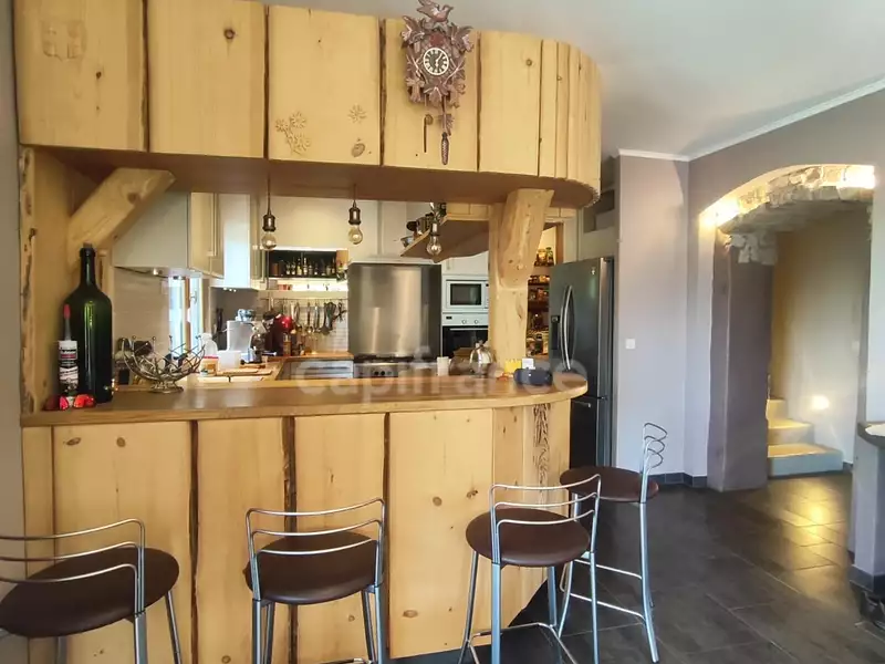 Maison, 290 m²