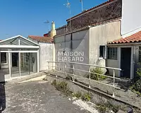 Maison, 151 m²