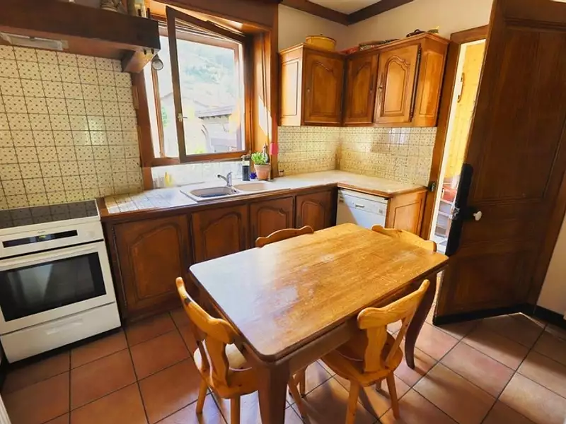 Maison, 210 m²