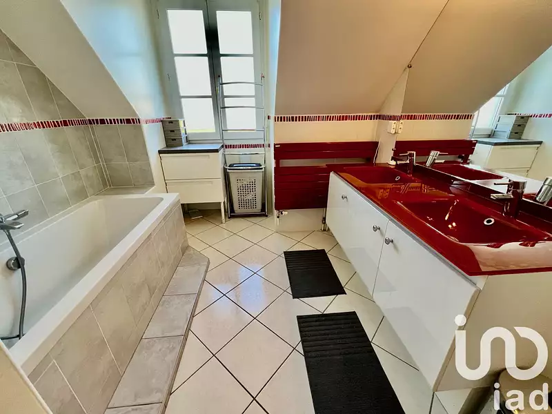 Maison, 168 m²