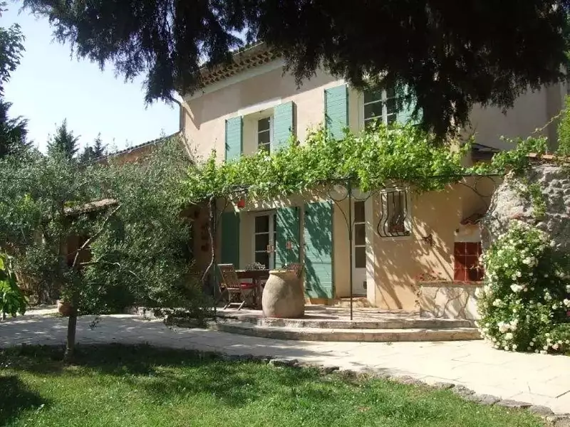 Maison, 225 m²