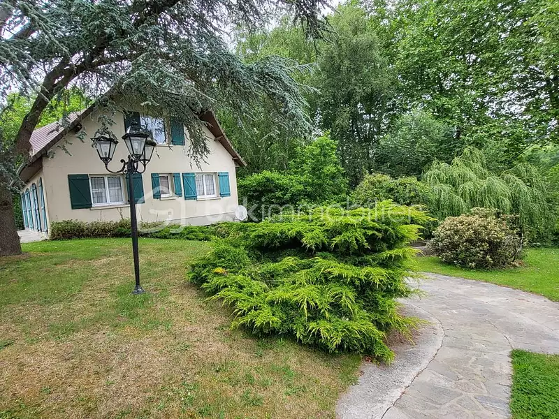 Maison, 153 m²