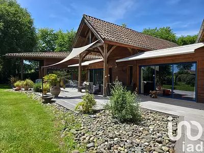 Maison, 243 m²