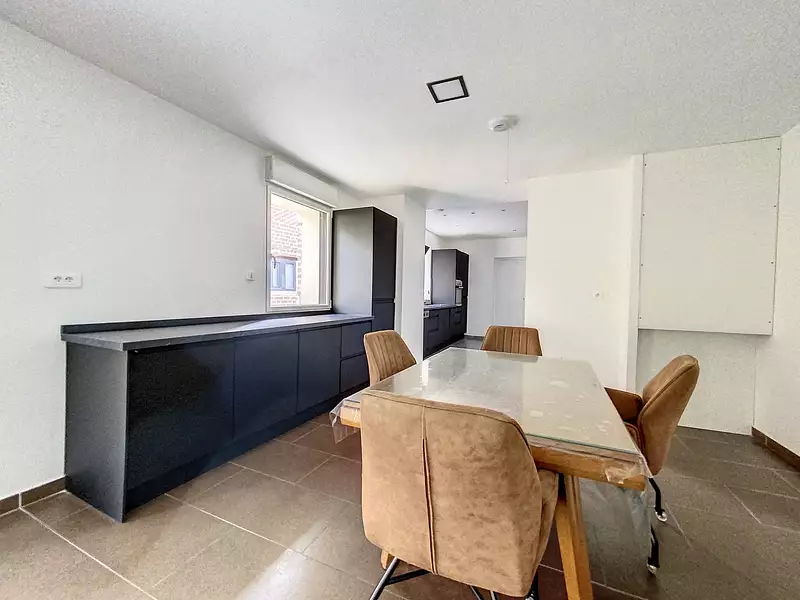 Maison, 210 m²