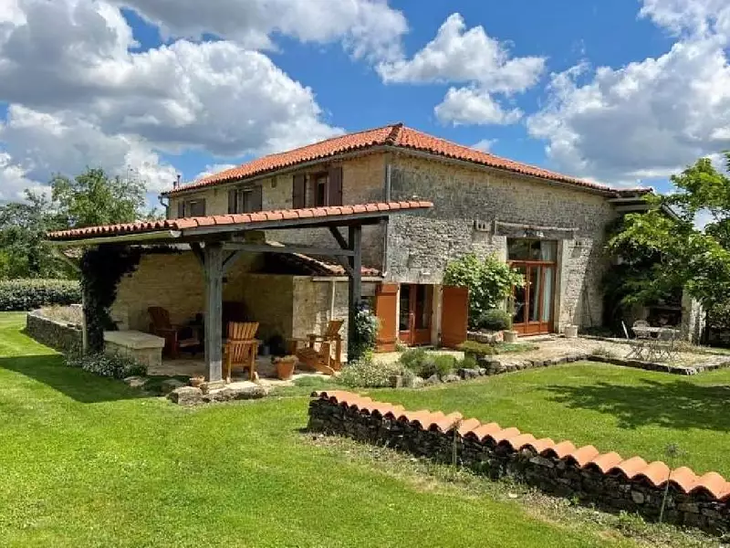 Maison, 270 m²