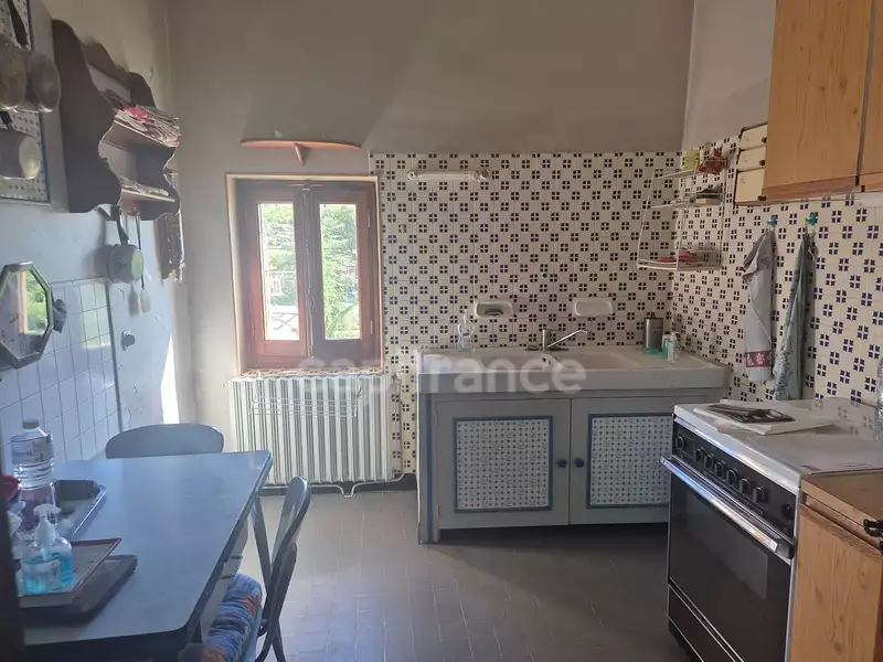 Maison, 330 m²
