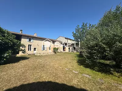 Maison, 256 m²