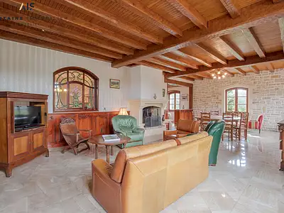 Maison, 385 m²