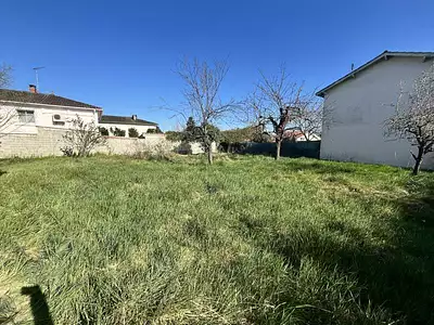 Terrain, 412 m²