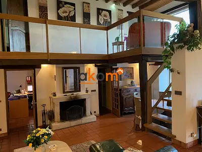 Maison, 338 m²