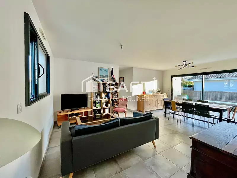 Maison, 114 m²