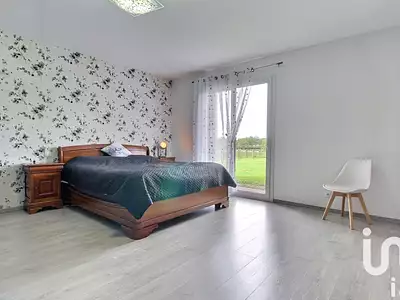 Maison, 176 m²