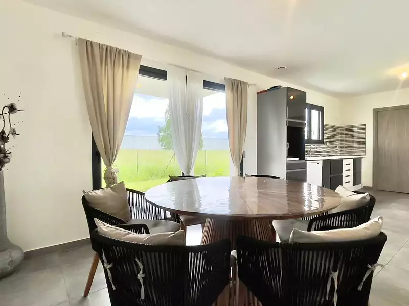 Maison, 104,87 m²