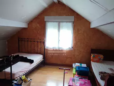 Maison, 255 m²