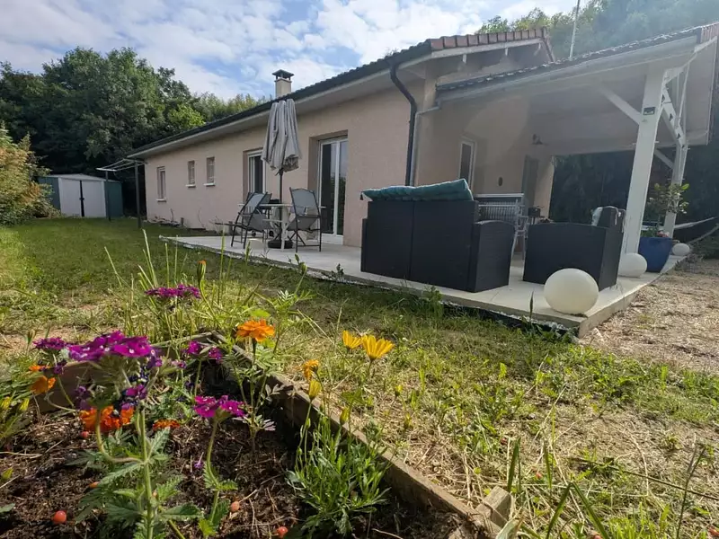 Maison, 77 m²