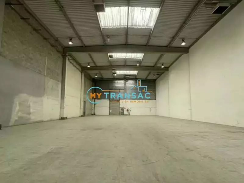 Divers, 3 427 m²