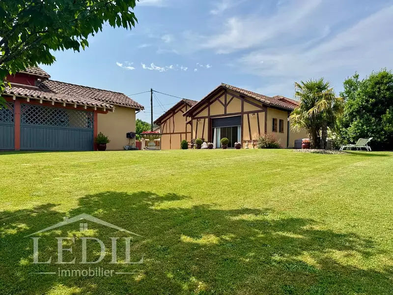 Maison, 143 m²