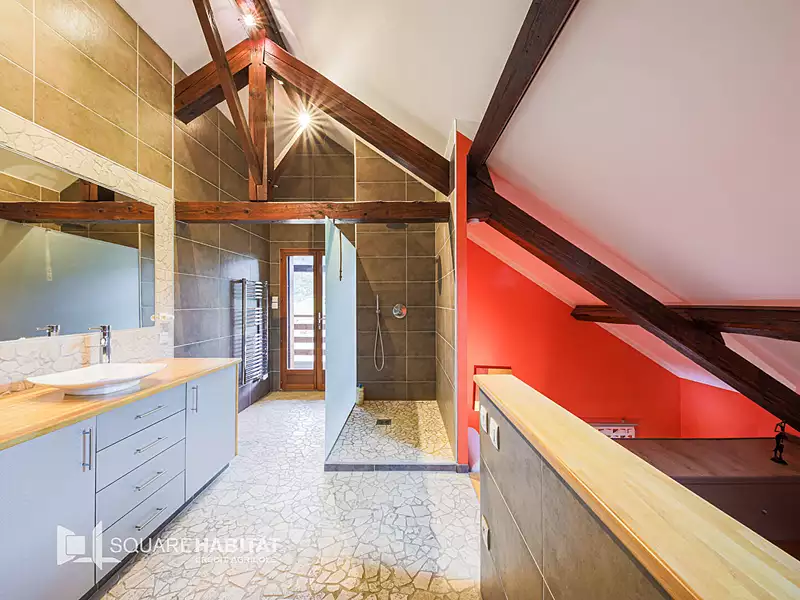 Maison, 395 m²