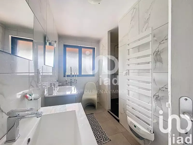 Maison, 165 m²