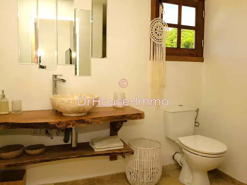 Immeuble, 180 m²