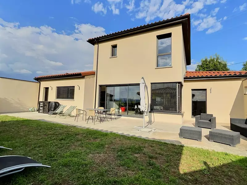 Maison, 159 m²