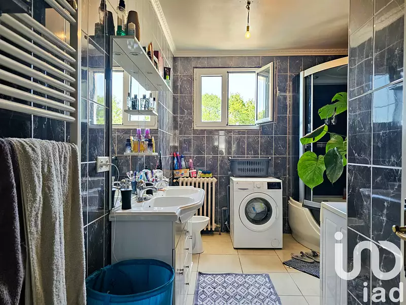 Maison, 850 m²