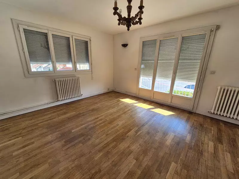Immeuble, 125 m²