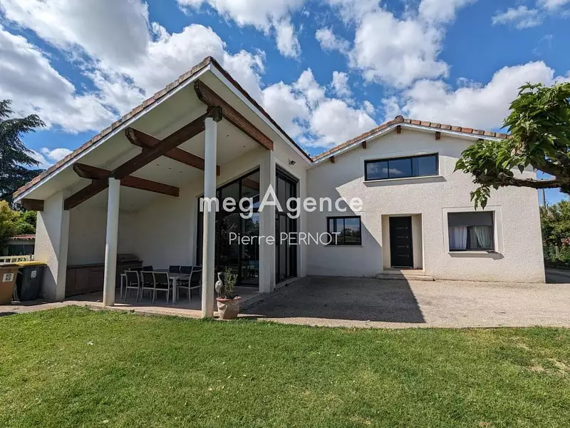 Maison, 185 m²