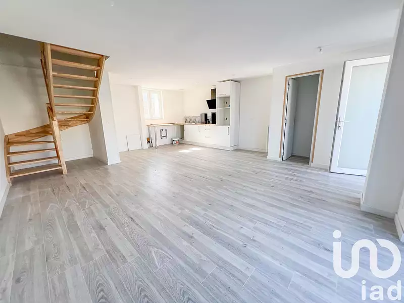 Immeuble, 280 m²