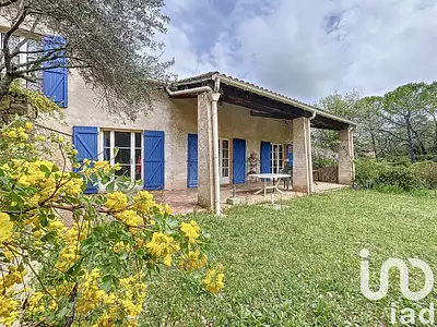 Maison, 251 m²