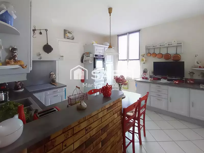 Maison, 158 m²