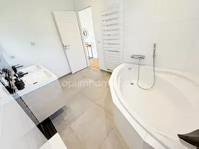 Maison, 136 m²