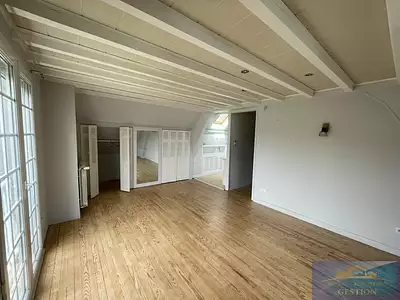 Maison, 267 m²