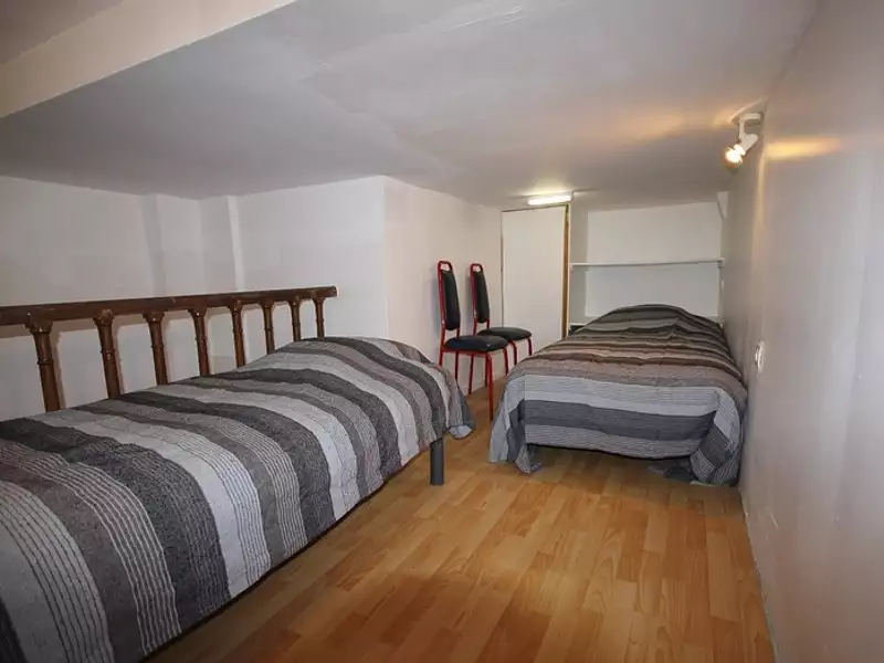 Immeuble, 250 m²
