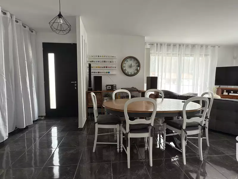 Maison, 127 m²
