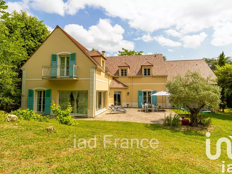 Maison, 270 m²