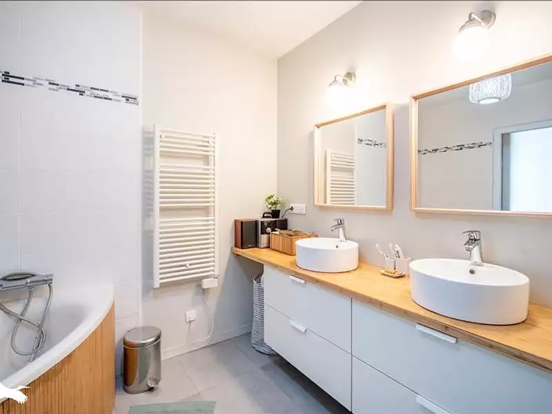 Maison, 191 m²