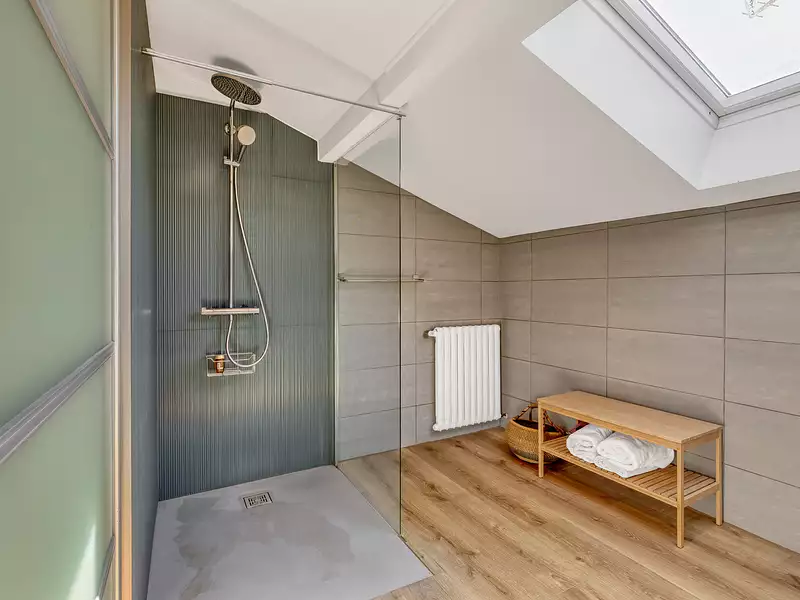 Maison, 243 m²