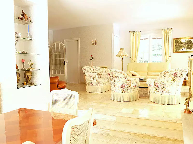 Maison, 186 m²