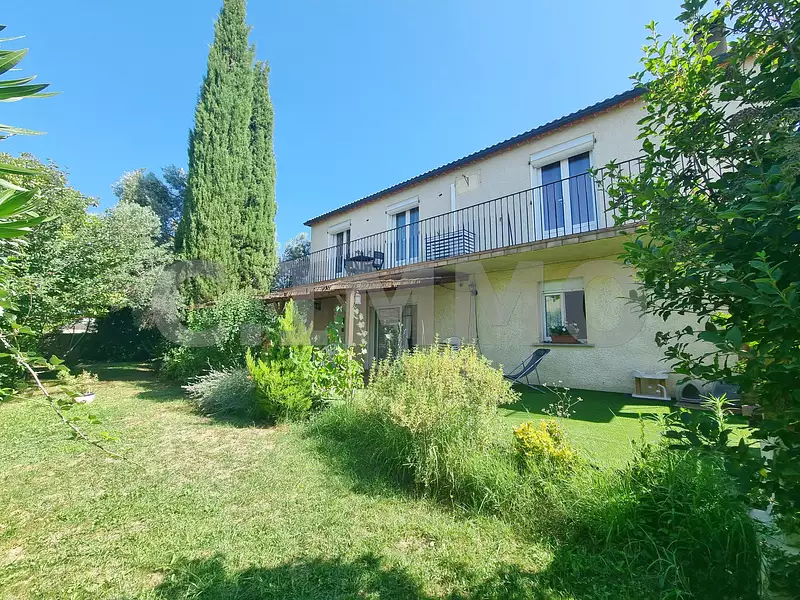 Maison, 165 m²