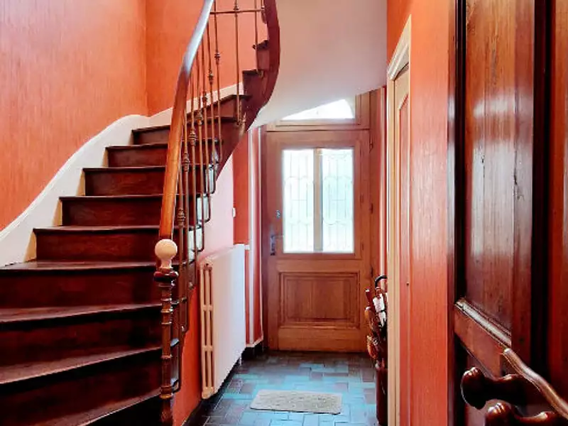 Maison, 235 m²